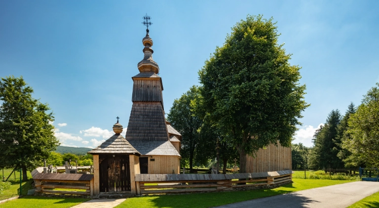 Atrakcje turystyczne kościółek wiejski